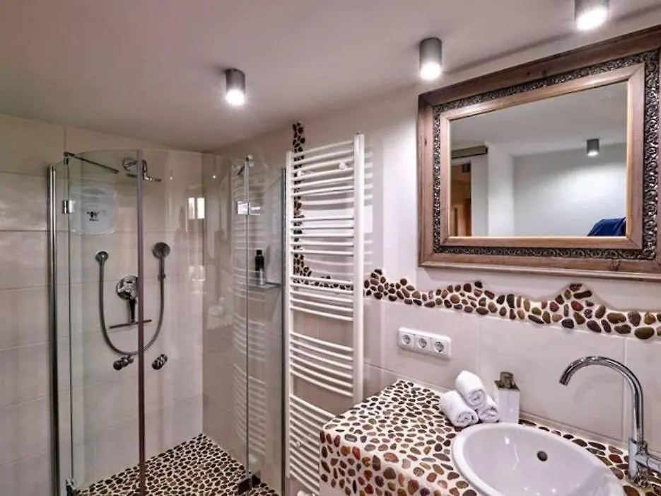 Chic & Blick Die Ferienwohnung エーバーマンシュタット 0*,